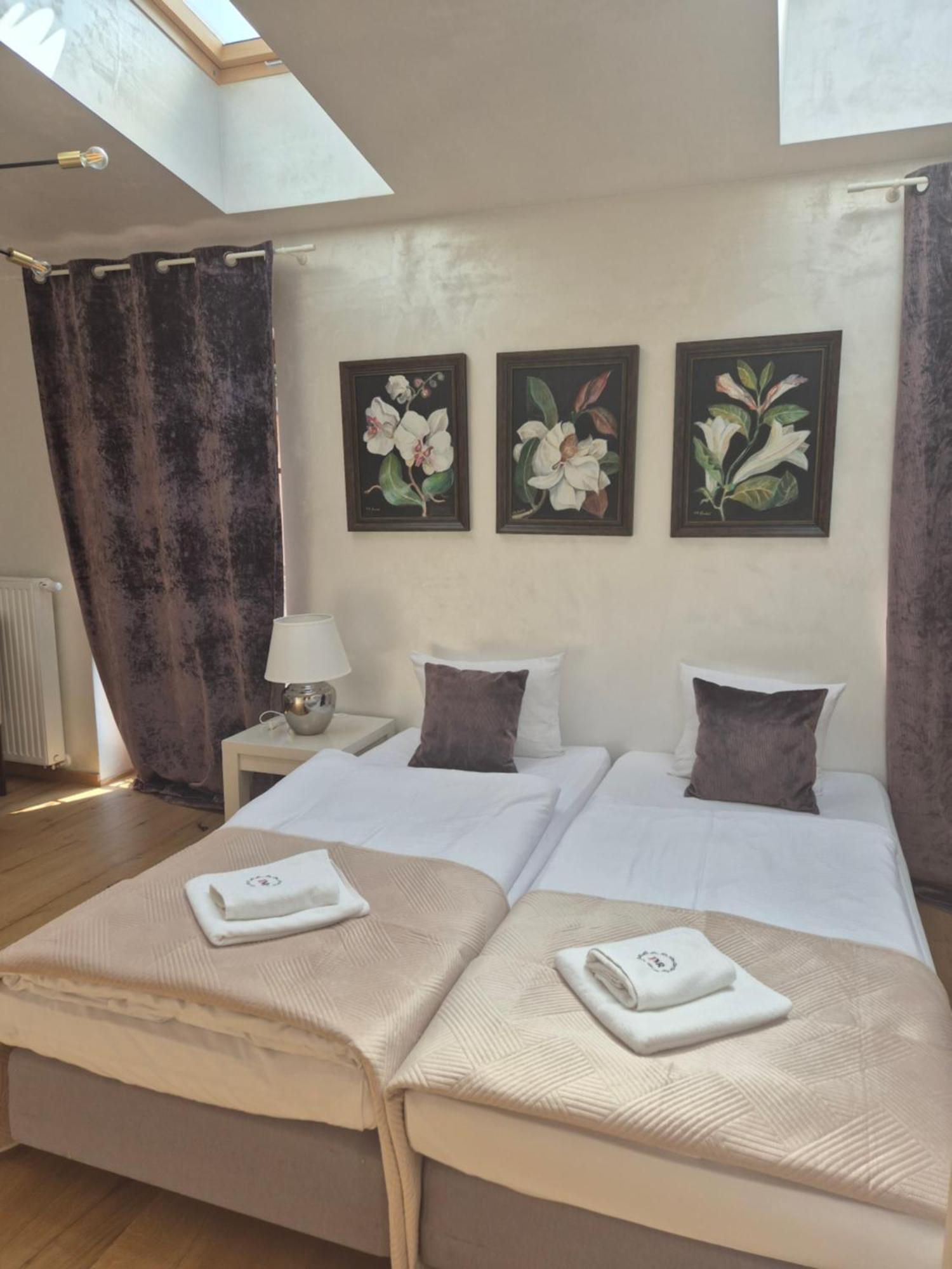 Aparthotel Miodowa 25 Cracovia Exterior foto